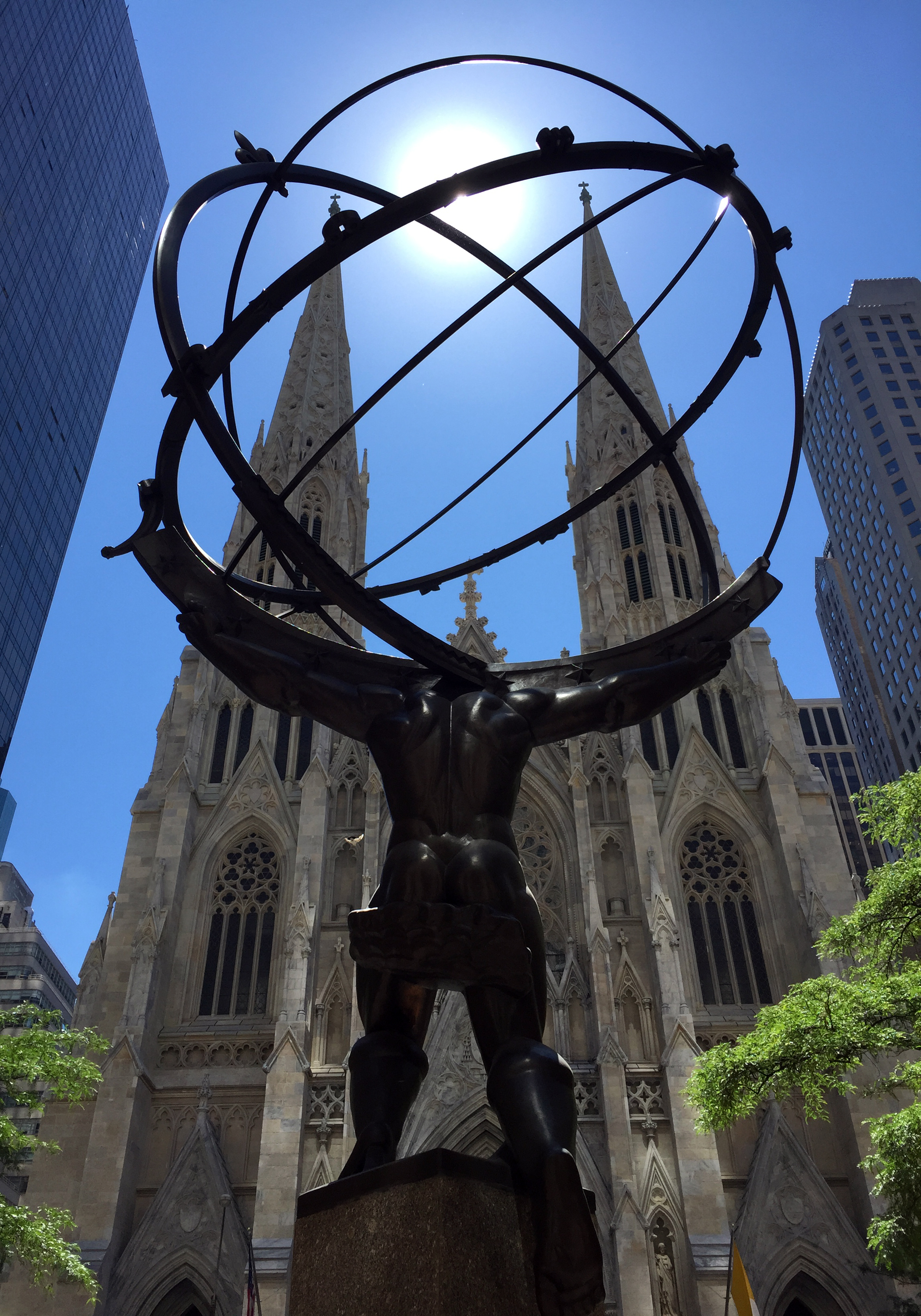 atlas_and_st-_patrick27s_nyc